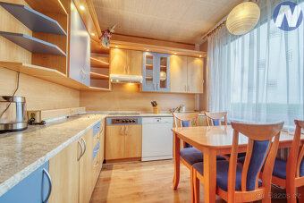 Prodej bytu 3+1 s prosklenou lodžií, 85 m2, Pernarec - 2
