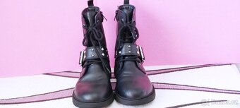 SKVĚLÉ KOTNÍKOVÉ BOTY - STYL MARTENSKY - GEOX - vel. 37 - 2