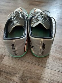 Sálovky NIKE MERCURIAL VICTORY II CR7 - 2
