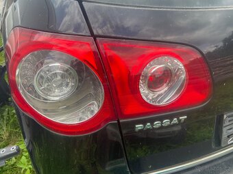 Vw Passat zadni zvetla - 2