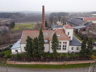 Pronájem komerčního prostoru 46 m2, P10-Uhřiněves, ul. Netlu - 2