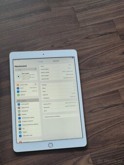 Apple iPad 7. generace 32gb TOP stav - 2