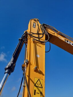 JCB 175W TAB - 3 dílné rameno, packy, radlička, klima, okruh - 2