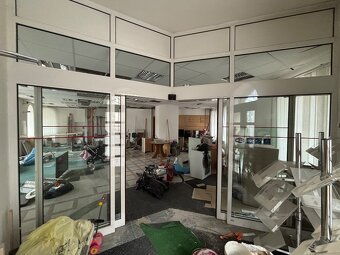 DVEŘE POSUVNÉ AUTOMATICKÉ - 2