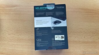 Logitech MX Anywhere 3, Keys a Desk Mat - 2