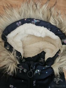 Dívčí vesta vel 122/128 - 2