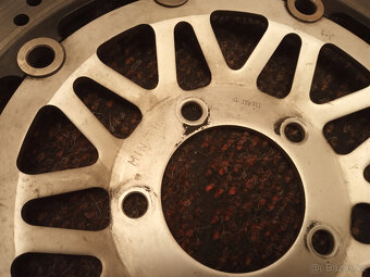 Suzuki RF 900 R - brzdový kotouč přední L - 2