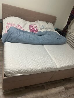 Manželská postel - 2