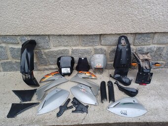 KTM LC4 640 - 620 PLASTY - 2