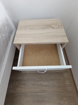 1 kus noční stolek - 2