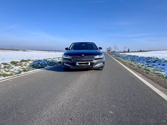 Skoda Superb 2.0 tsi 206kw PANO - 2