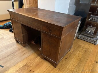 Dubový psací stůl - 2