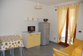 Pronájem bytu 2+kk 65 m², Marina di Grosseto, Itálie - 2