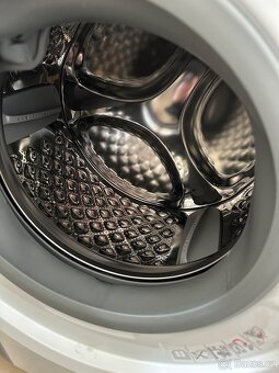 Electrolux PerfectCare 800, 1 rok použití - 2