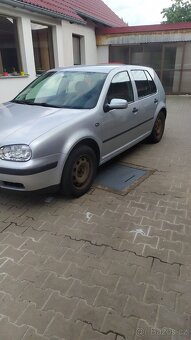 golf 4 1.6 77kw r.v 2002 - 2