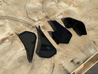Canards pro BMW M3, M4 F8X - 2