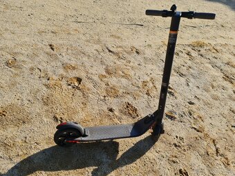 Segway Ninebot Kickscooter ES2 elektro koloběžka - 2