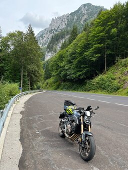 Honda CB650R - 2