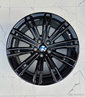 Bmw r18 g20 bmw 3 g21 5x112 Dvourozměrné Černý lesk - 2