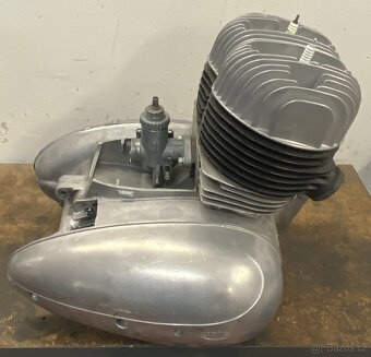 Jawa 350 panelka motor - 2