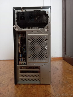 PC - herní, deska: Gigabyte H81M-D2W/ I5-4460/ SSD - 2