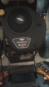 sekačka, zahradní traktor, traktůrek - 2