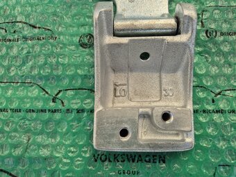 levý horní pant zadních křídlových dveří VW Transporter T5 , - 2