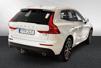 Volvo XC60 D4 AWD Momentum Advanced SE 2019 - 2
