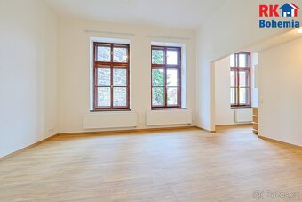 Pronájem nově zrekonstruovaného bytu 1+kk o výměře 51 m2 v Č - 2