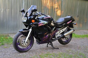 Suzuki GSX-750F - 2