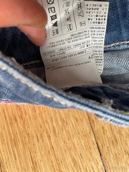 Kraťasy Benetton riflové s flitry vel. 98 jako nové - 2