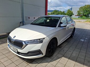 Škoda Octavia 2,0 TDI TOP - 2