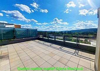 Pronájem velkého bytu s velkou terasou 2x parkovací stání - 2