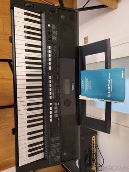 Klávesy Yamaha PSR-E433 + stojan - 2