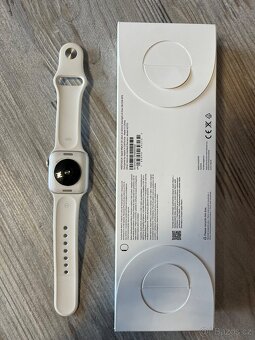 Chytré hodinky Apple Watch SE (Gen 2) 2024 - 2