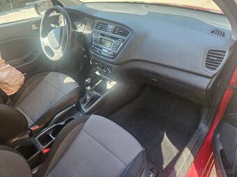 Hyundai i20 1.2i 55kw klima 2017 ČR - 2