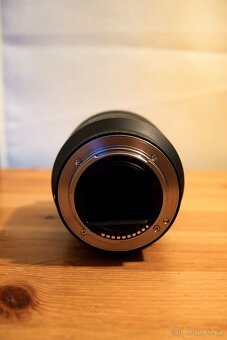 Sony FE 28-70 mm f/3.5-5.6 OSS - 2