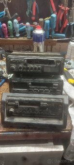 Stará autorádia - 2