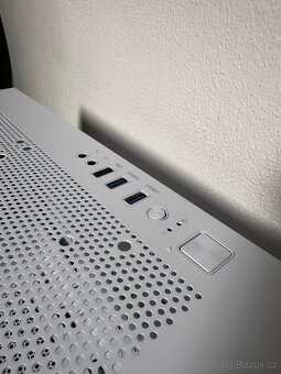 Montech AIR 100 ARGB - White - 2