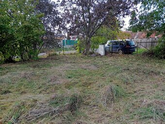 Prodám stavební pozemek - 2