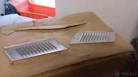 Trabant 601, mřížky C sloupku, použité - 2