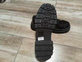 Dámské lakovky - 2