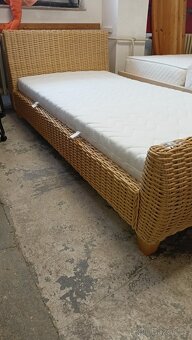 Ratanová postel.J554/25. - 2