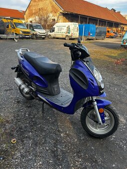 Skútr 50 cc - 2