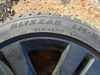 Disk Mercedes 235/45 R 17 - 2