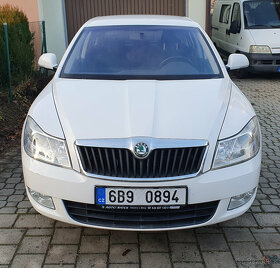 Škoda Octavia II, 1.8 TSI, 118 kW, Ambiente, hatchb., bílá - 2