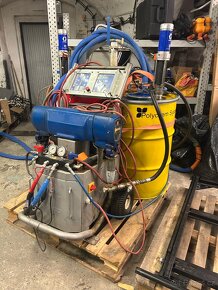 Graco reaktor EXP2 stroj na stříkané izolace - 2