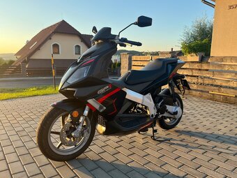 Skútr Derbi GP1 Open 50 čip - 2