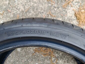 DUNLOP SPORT MAXX RT2 XL - 225/40 R18 92 Y XL - 2