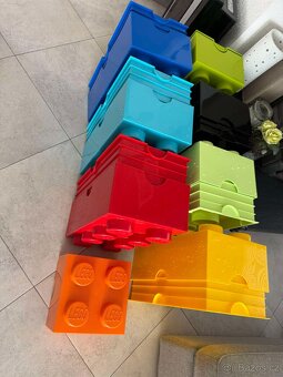 LEGO Boxy - 2